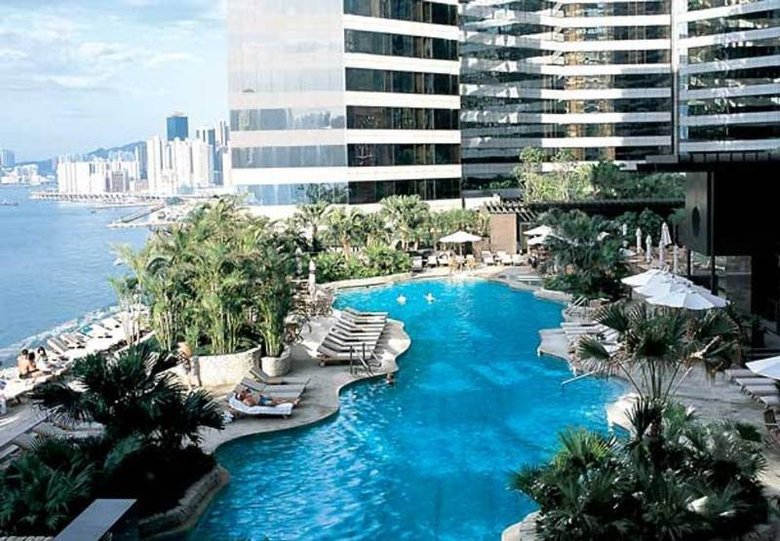 Hotel Renaissance Harbour View
