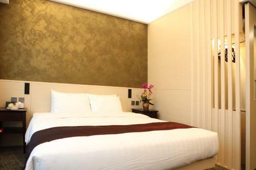 Hotel South Pacific