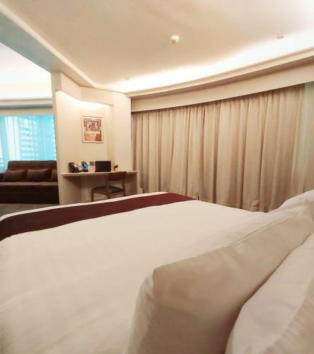 Hotel South Pacific