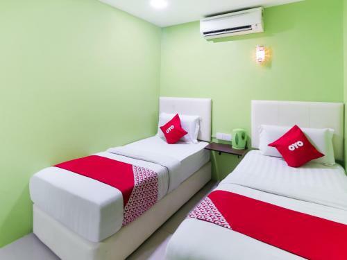 Royale City Hotel