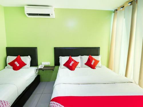 Royale City Hotel