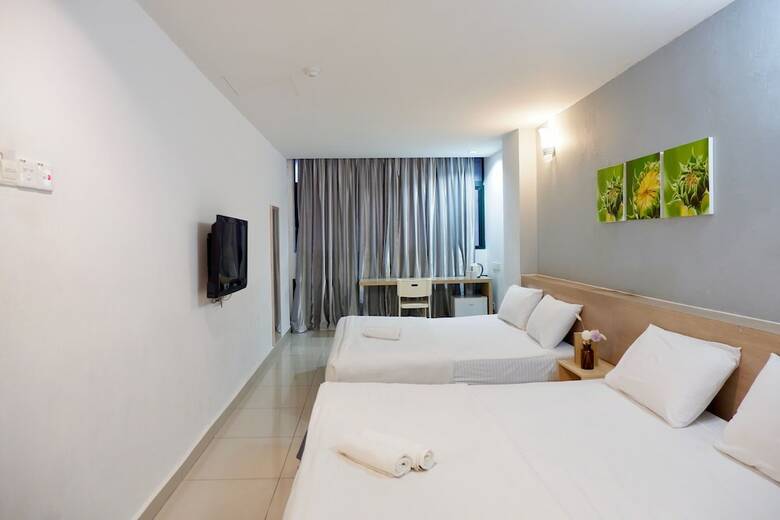 Iris Garden Hotel