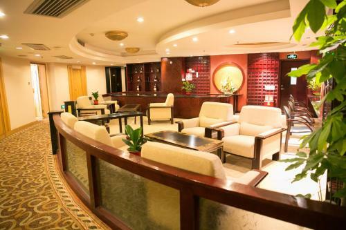New Pearl River Hotel