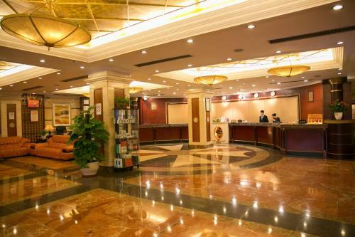 New Pearl River Hotel