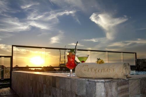 Hotel Seminyak Sky Suites