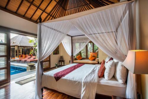 Villa Saffron Seminyak Bali
