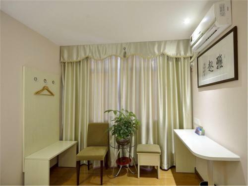 Fucheng Business Hotel