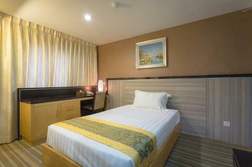 Hallmark Leisure Hotel