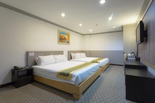 Hallmark Leisure Hotel