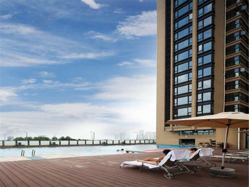 Pazhou River Class Apartment