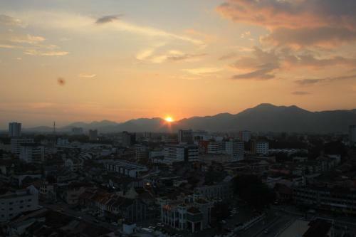 Tower Regency Hotel & Apartments
