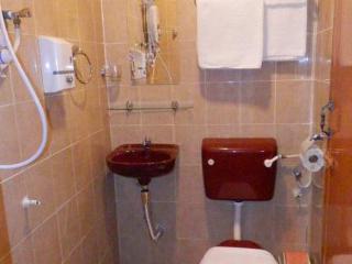 Travellers Planet Hotel & Guesthouse
