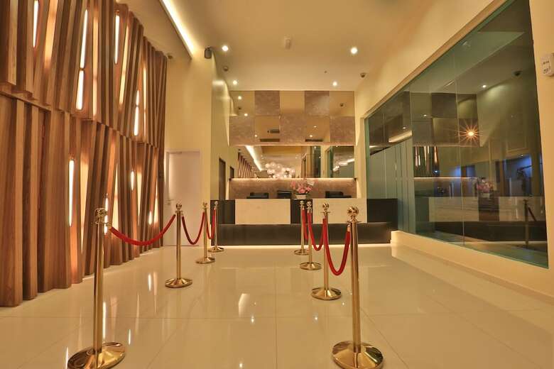 Supreme Hotel