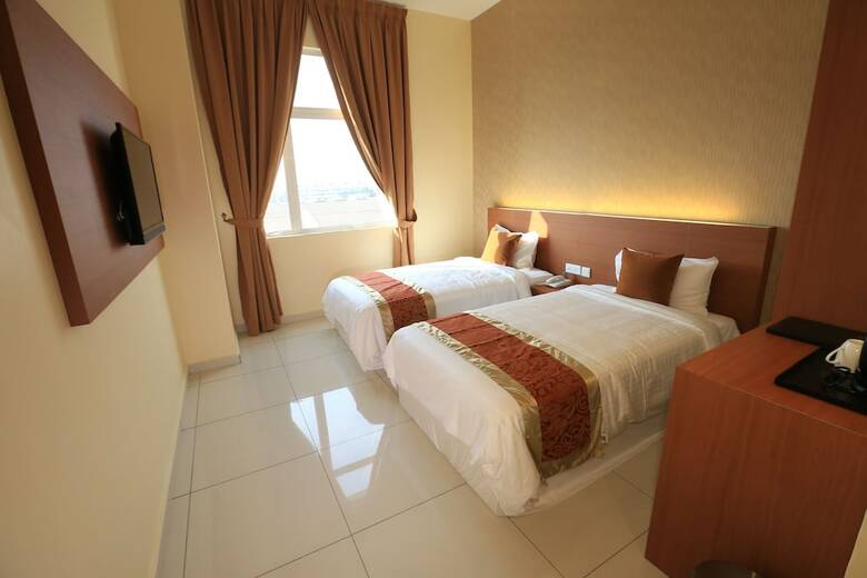 Supreme Hotel