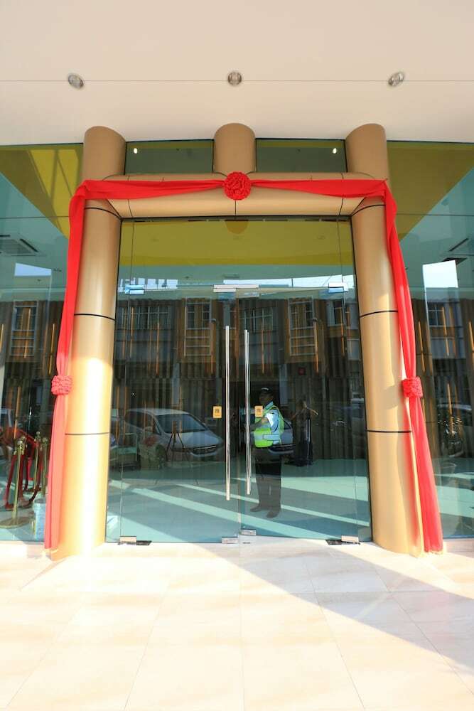 Supreme Hotel