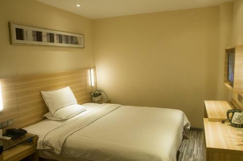 Denise Hotel Apartment(shangxiajiu Branch)