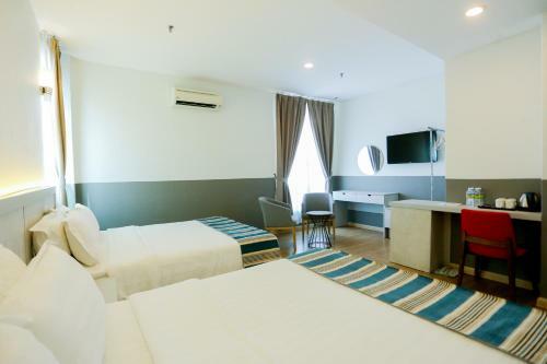 The Explorer Hotel