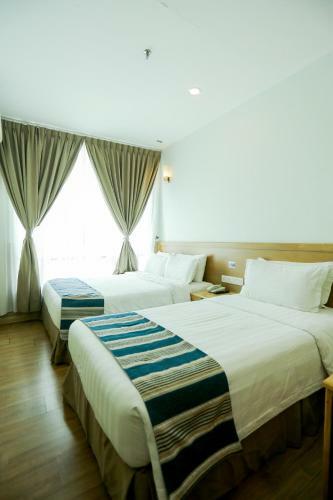 The Explorer Hotel