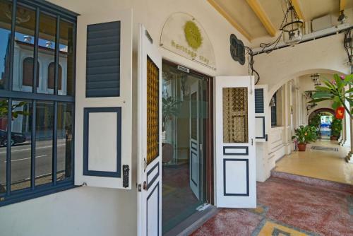 Hostal Sarang Paloh Heritage Stay