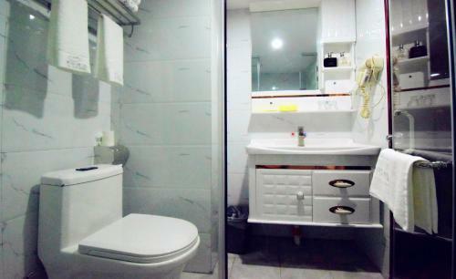 Guangzhou Junshan Hotel