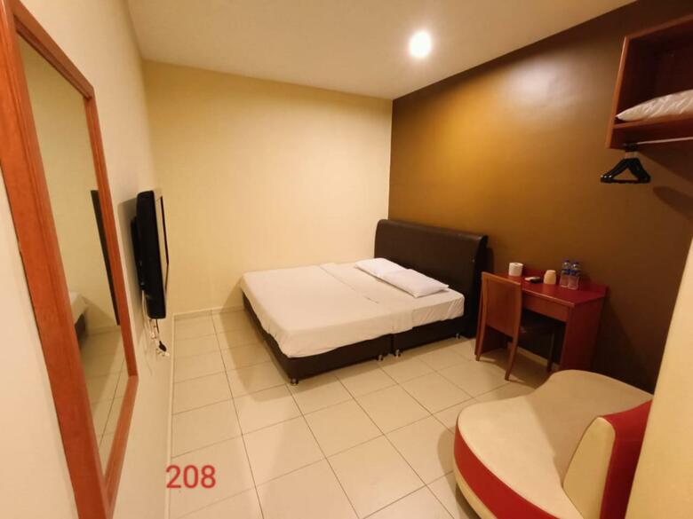 Doris Hotel