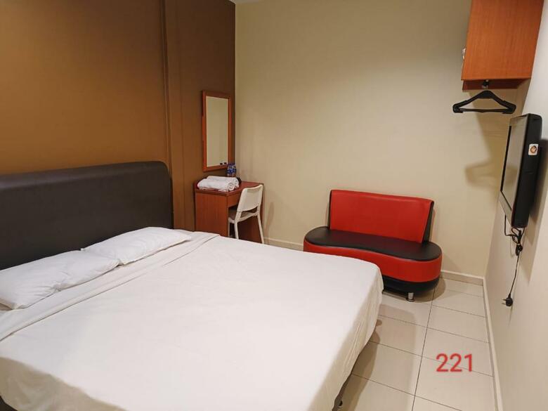Doris Hotel