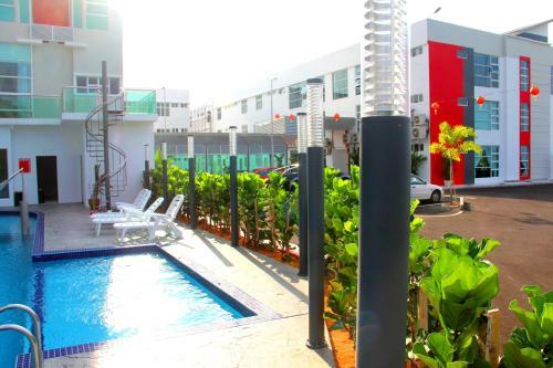 906 Premier Hotel