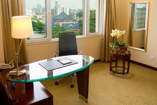 Guangdong Hotel