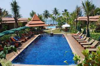 Hotel Khaolak Bayfront Resort