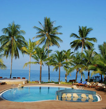 Hotel Khaolak Bayfront Resort