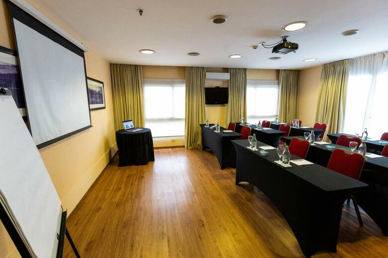 474 Buenos Aires Hotel