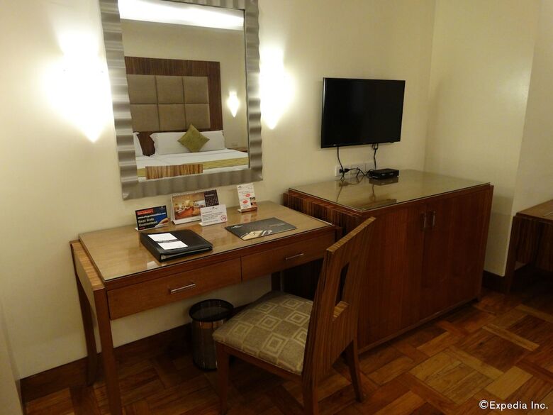 Hotel City Garden Suites Manila