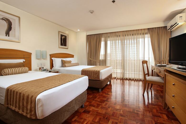 Hotel City Garden Suites Manila