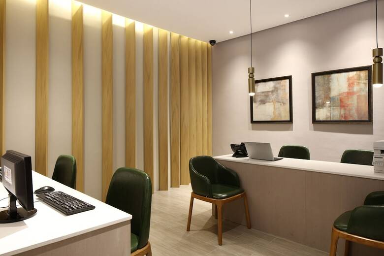 Hotel City Garden Suites Manila