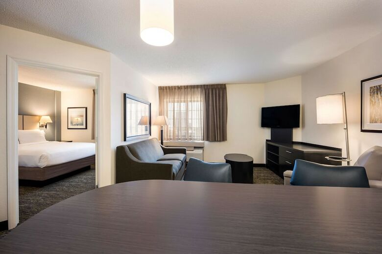 Hotel Candlewood Suites Boston-burlington