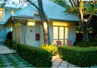 Hotel Baan Bayan