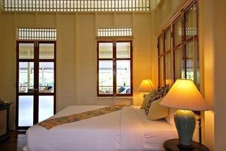 Hotel Baan Bayan