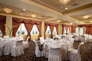 Hotel Four Points By Sheraton Toronto Lakeshore