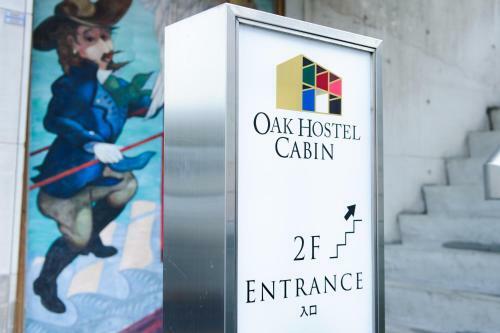 Oak Hostel Cabin