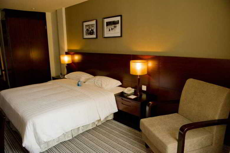 Hotel Sixty3
