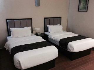 Kk Waterfront Hotel