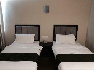 Kk Waterfront Hotel