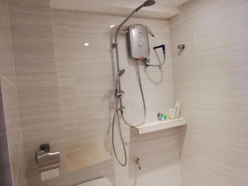 Ease Hotel Sdn Bhd
