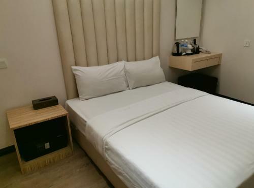 Ease Hotel Sdn Bhd