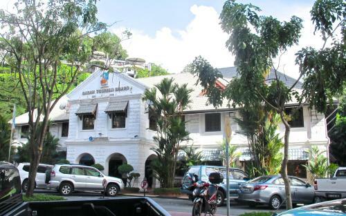 Akinabalu Youth Hostel