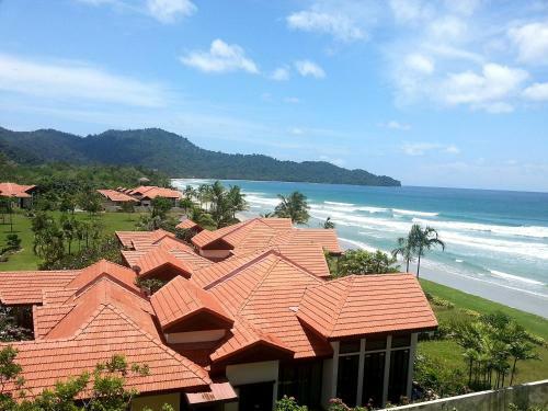 Borneo Beach Villas
