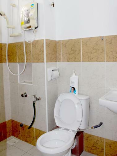 Home2u Holidayhome Bukit Indah 22