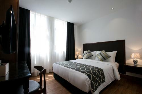 Belllo Hotel Jb Central
