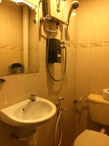 Hostal Suntec Hotel