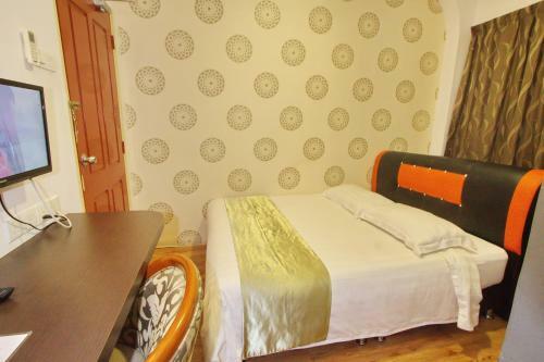 Tkl Hotel